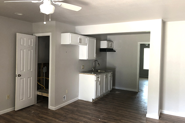 4910 Dickens
